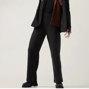 Athleta Retroplush Straight Leg Pant Black Size Medium NWT